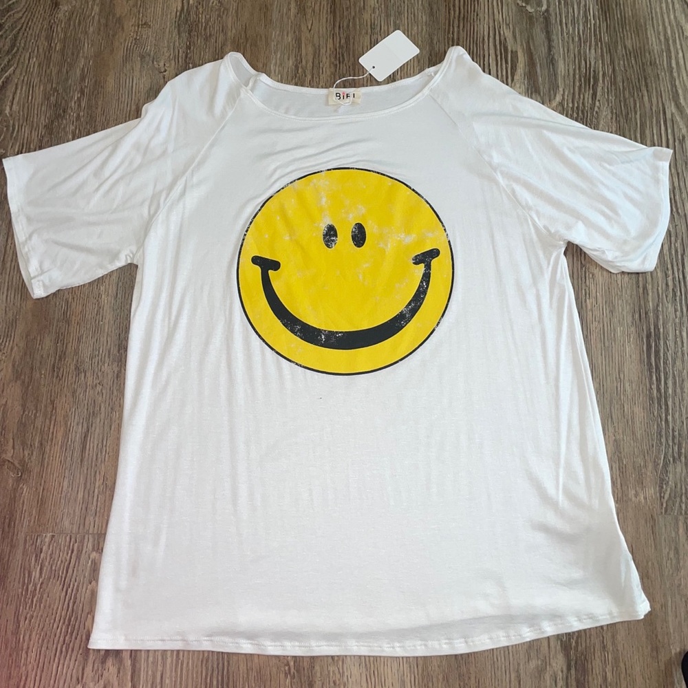 Smiley Face oversized Tee😊